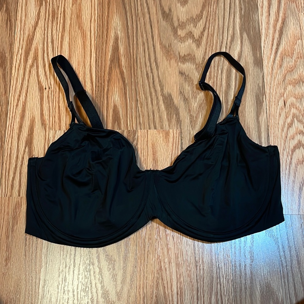 NWOT Victoria’s Secret push up without padding